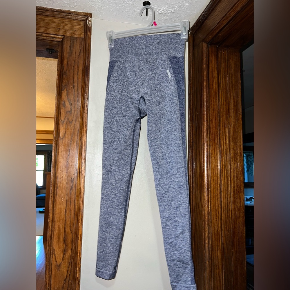 gym shark leggings